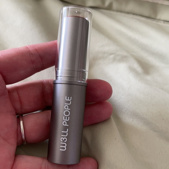 Well People Narcissist Foundation Cream Rich Mocha - Picture 7 of 8